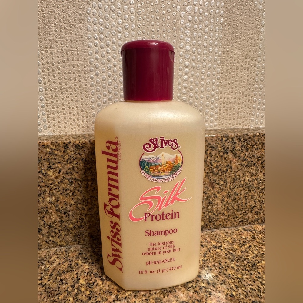 St Ives Silk Protein Shampoo 16 floz